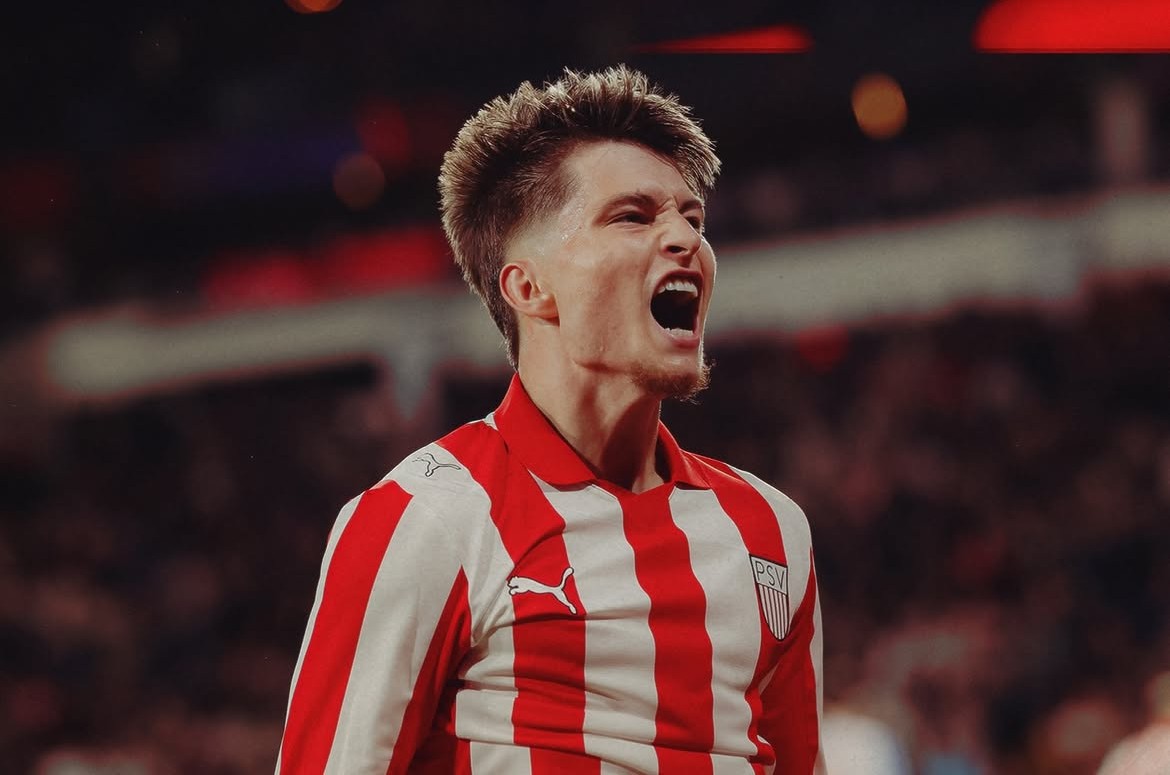 Navijači PSV-a bijesni nakon poraza od Leipziga, traže da Bosz pruži priliku Bajraktareviću!